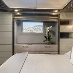 C-hotels Edesia Πλωτό κατάλυμα *
