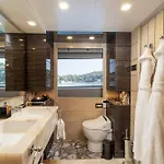 C-hotels Edesia Πλωτό κατάλυμα *